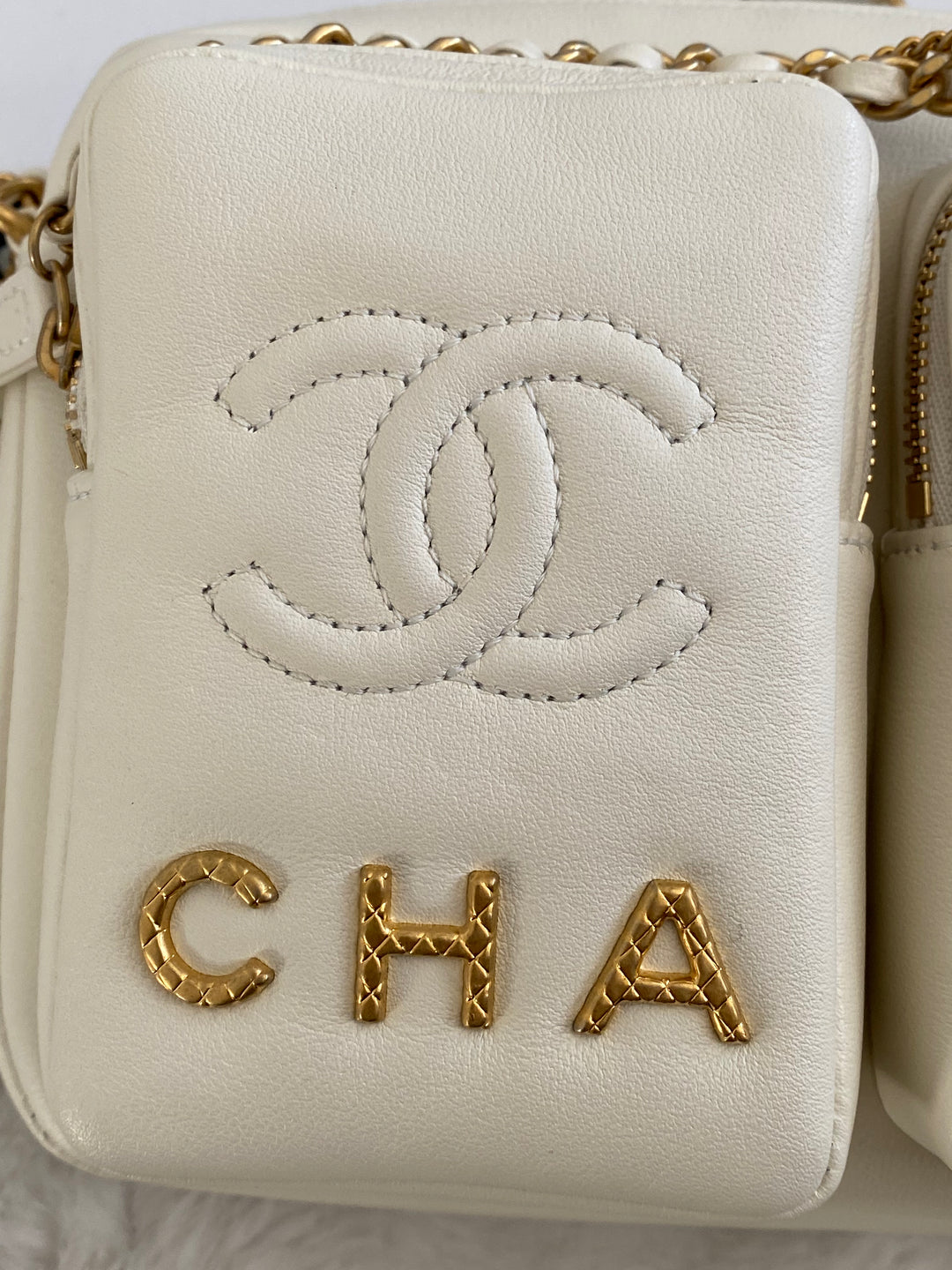 Chanel 22C White Calfskin GHW Small Camera Case Bag with Adjustable Strap